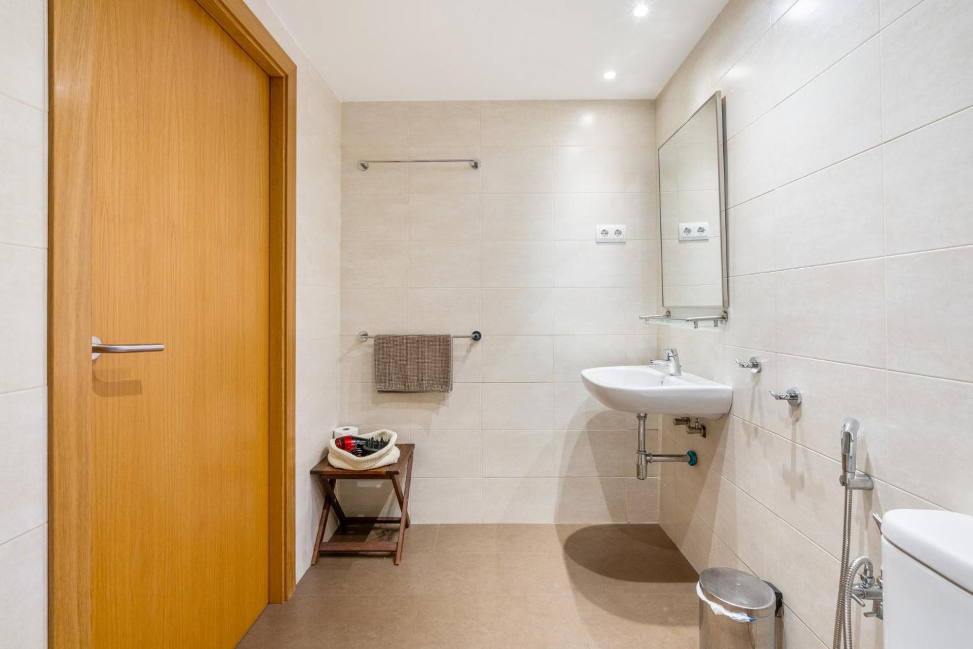 Flateli Pelayo H3 Apartment Barcelona